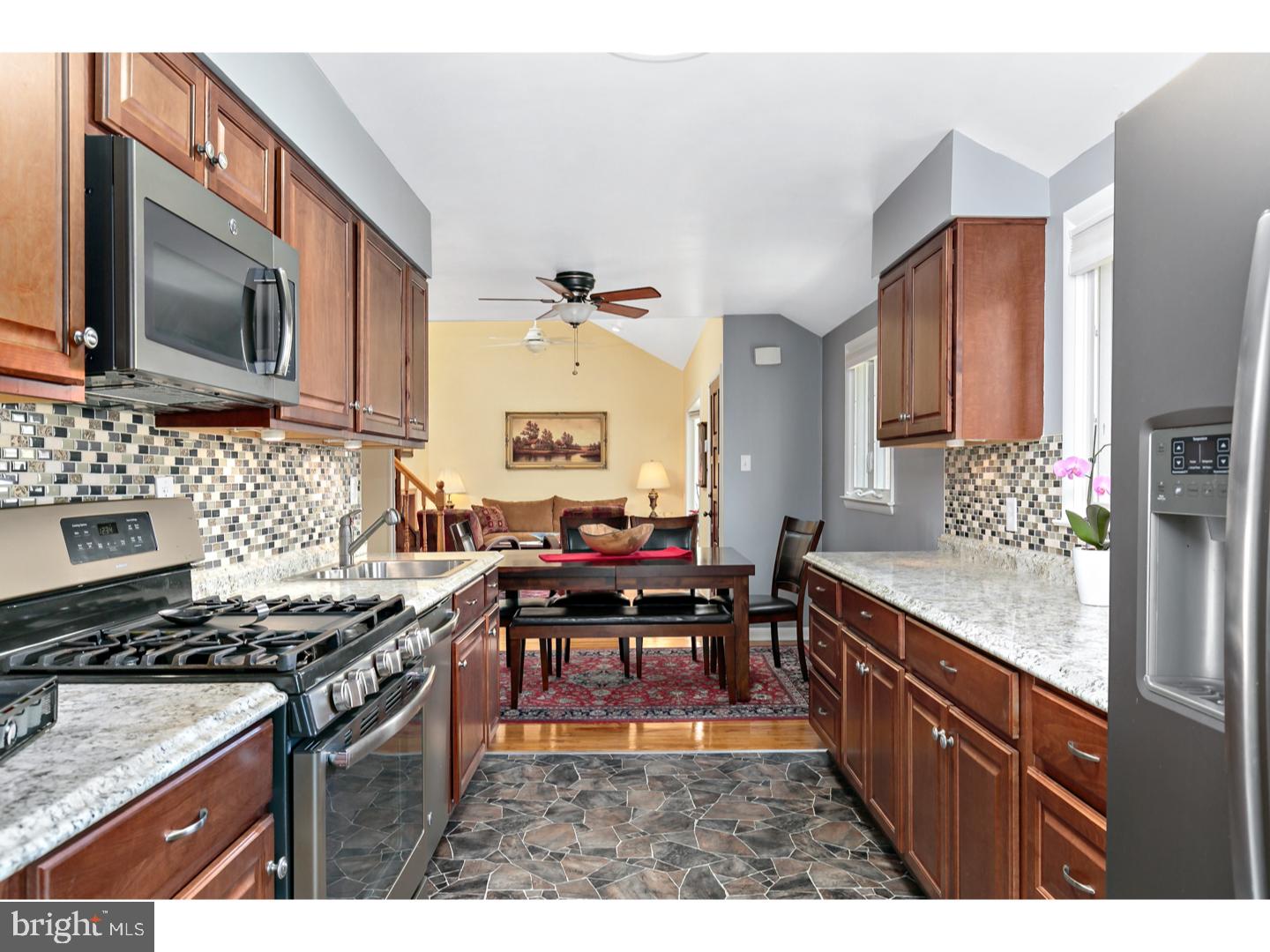 802 Drexel Avenue Delran, NJ 08075 - Photo 10 of 24 Kitchen