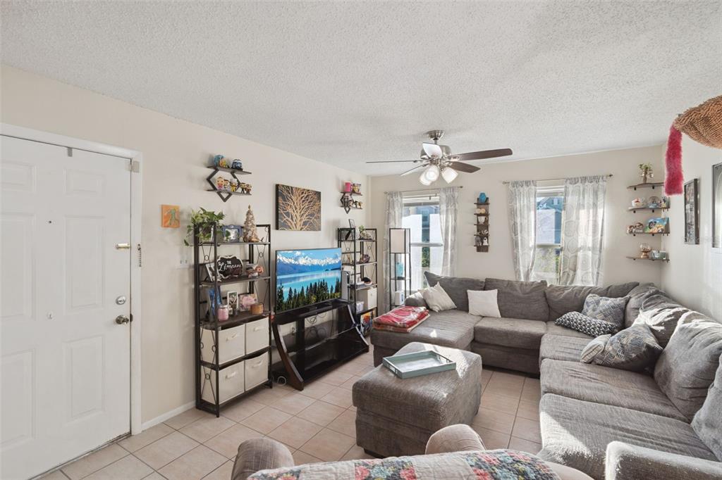 2333 Pebble Brook Road Kissimmee, FL 34741 - Photo 8 of 27