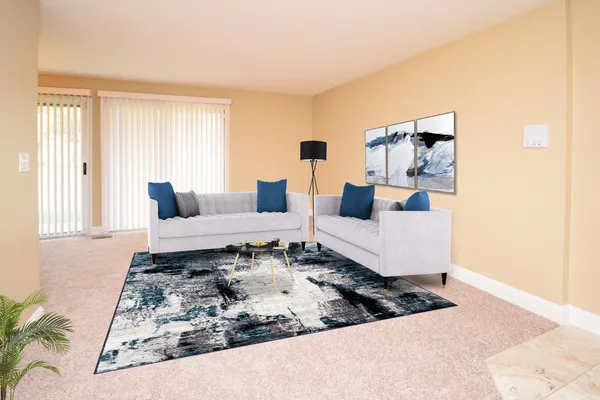 $1,950 | 360 Newport Lane, Unit C1, Bartlett, IL 60103