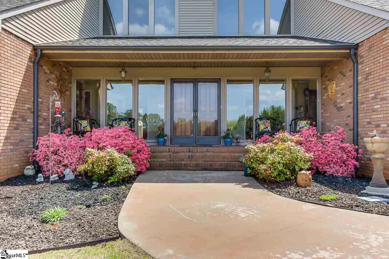 318 North Old Pendleton Road Liberty, SC 29657 - Photo 3 of 33