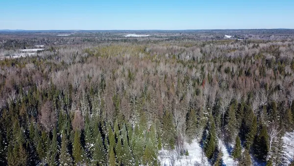 $299,900 | 1063 Oxbow Road, Oxbow, ME 04764