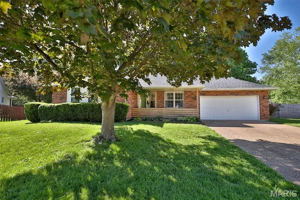 $315,000 | 6 Dunlap Sound, Edwardsville, IL 62025
