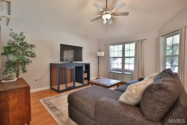 $315,000 | 6 Dunlap Sound, Edwardsville, IL 62025