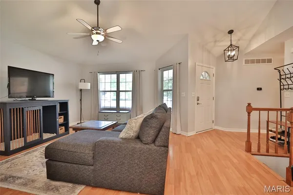$315,000 | 6 Dunlap Sound, Edwardsville, IL 62025