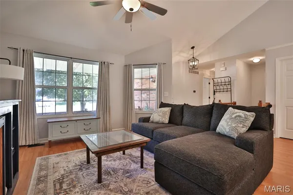 $315,000 | 6 Dunlap Sound, Edwardsville, IL 62025