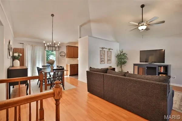 $315,000 | 6 Dunlap Sound, Edwardsville, IL 62025