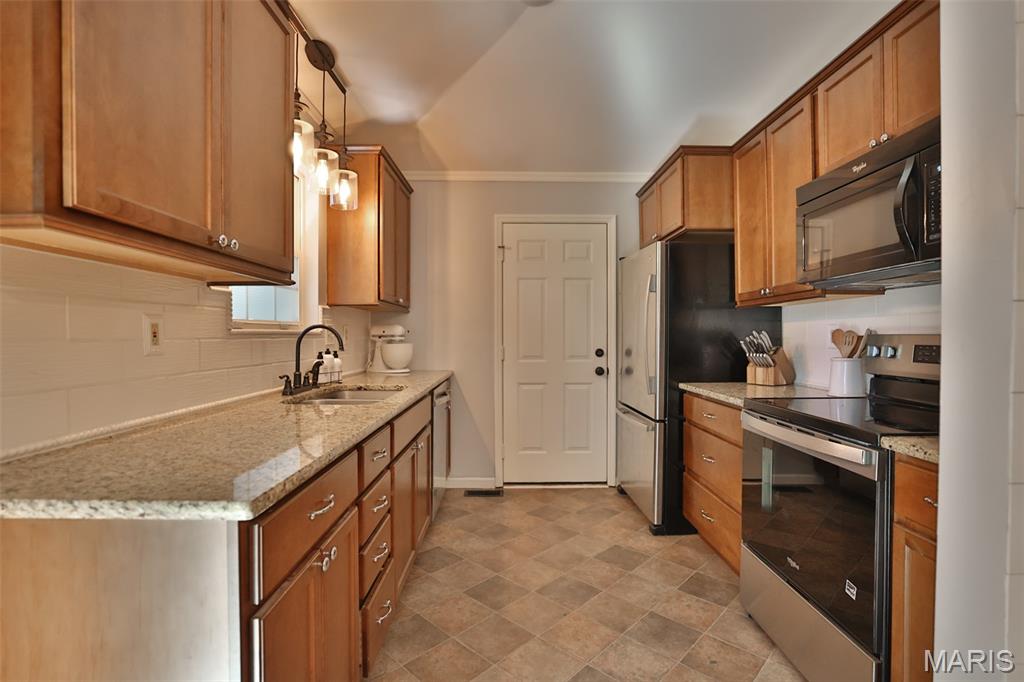 6 Dunlap Sound Edwardsville, IL 62025 - Photo 25 of 72