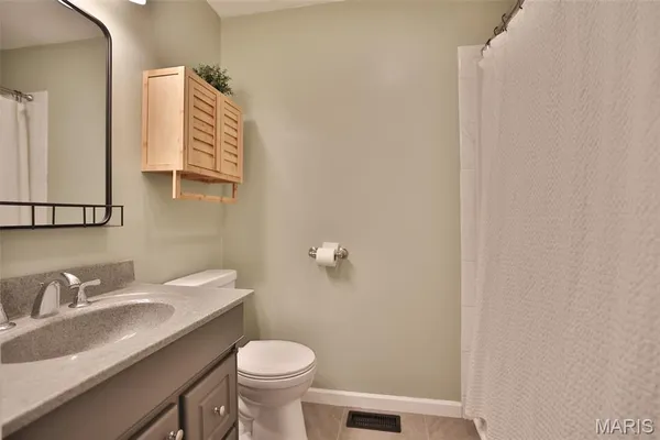 $315,000 | 6 Dunlap Sound, Edwardsville, IL 62025