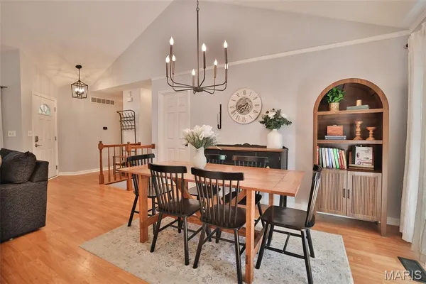 $315,000 | 6 Dunlap Sound, Edwardsville, IL 62025