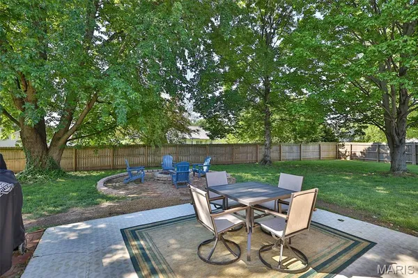 $315,000 | 6 Dunlap Sound, Edwardsville, IL 62025