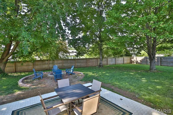 $315,000 | 6 Dunlap Sound, Edwardsville, IL 62025