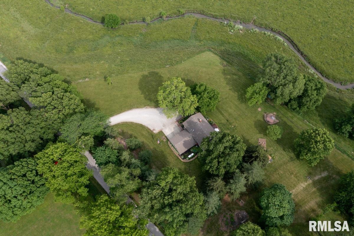 24613 Indian Point Avenue Athens, IL 62613 - Photo 12 of 50 Gallery Image 12