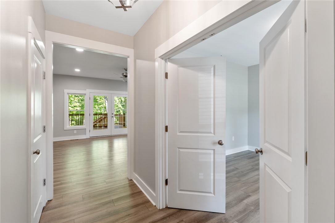 135 Boxwood Lane Anderson, SC 29621 - Photo 5 of 41 Gallery Image 5