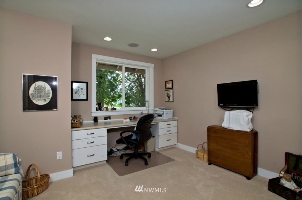 736 East Promontory Road Shelton, WA 98584 - Photo 15 of 25 Gallery Image 15