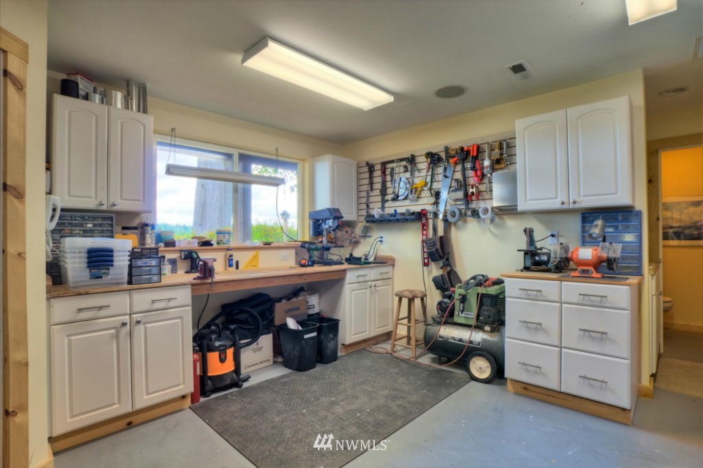 736 East Promontory Road Shelton, WA 98584 - Photo 20 of 25 Gallery Image 20