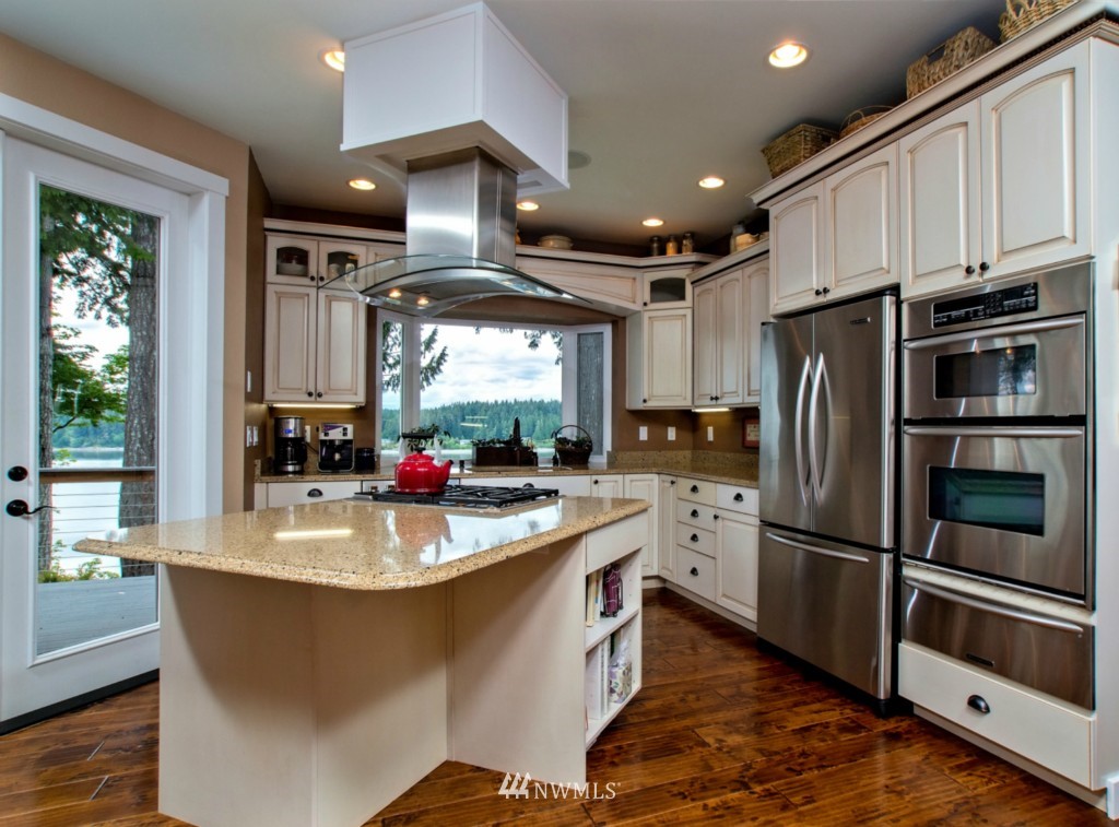 736 East Promontory Road Shelton, WA 98584 - Photo 7 of 25 Gallery Image 7