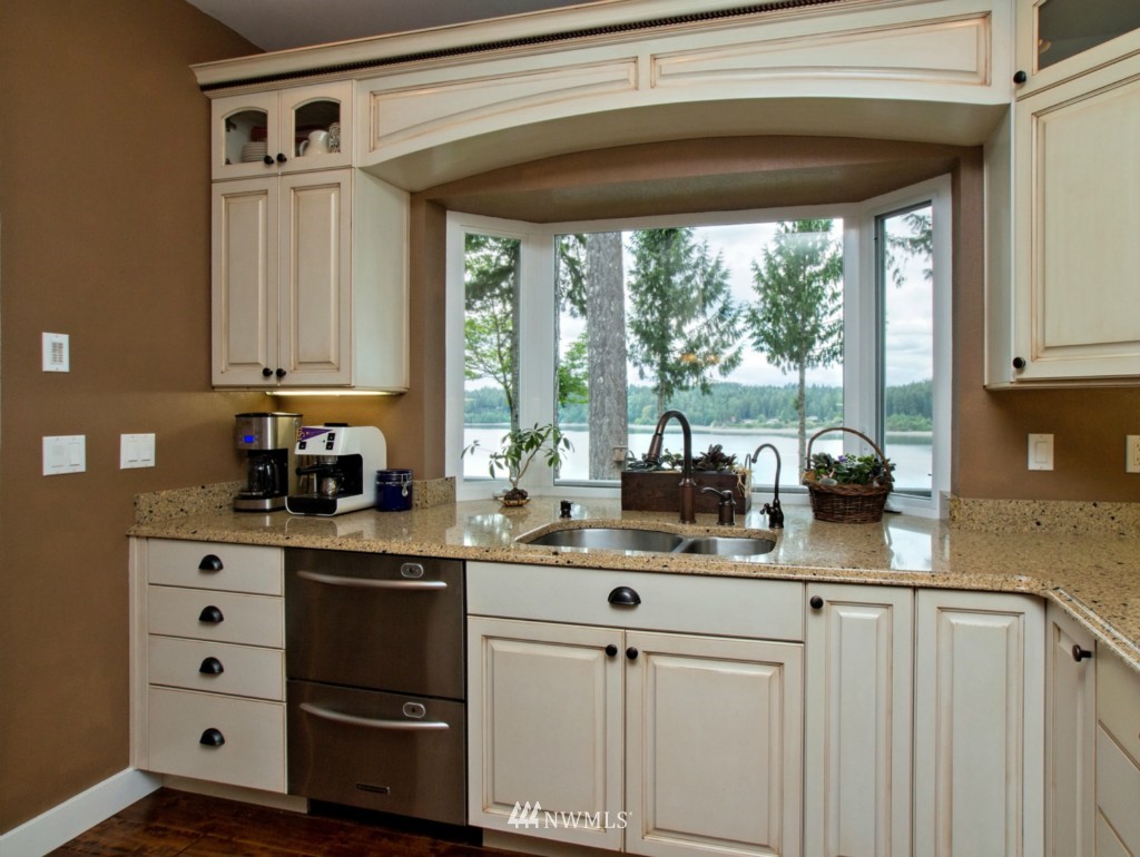 736 East Promontory Road Shelton, WA 98584 - Photo 8 of 25 Gallery Image 8