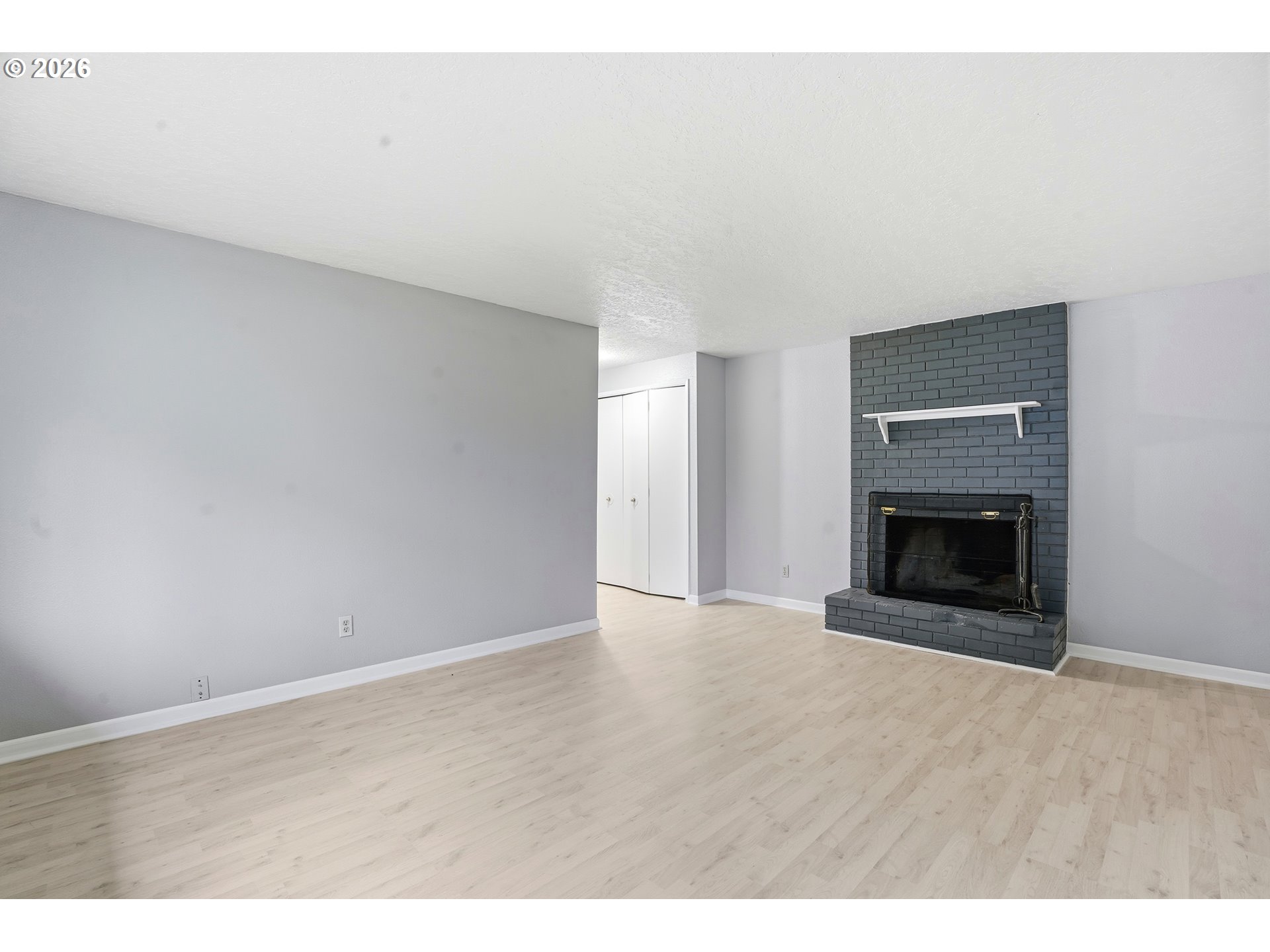 349 Northeast 18th Street Gresham, OR 97030 - Photo 6 of 25