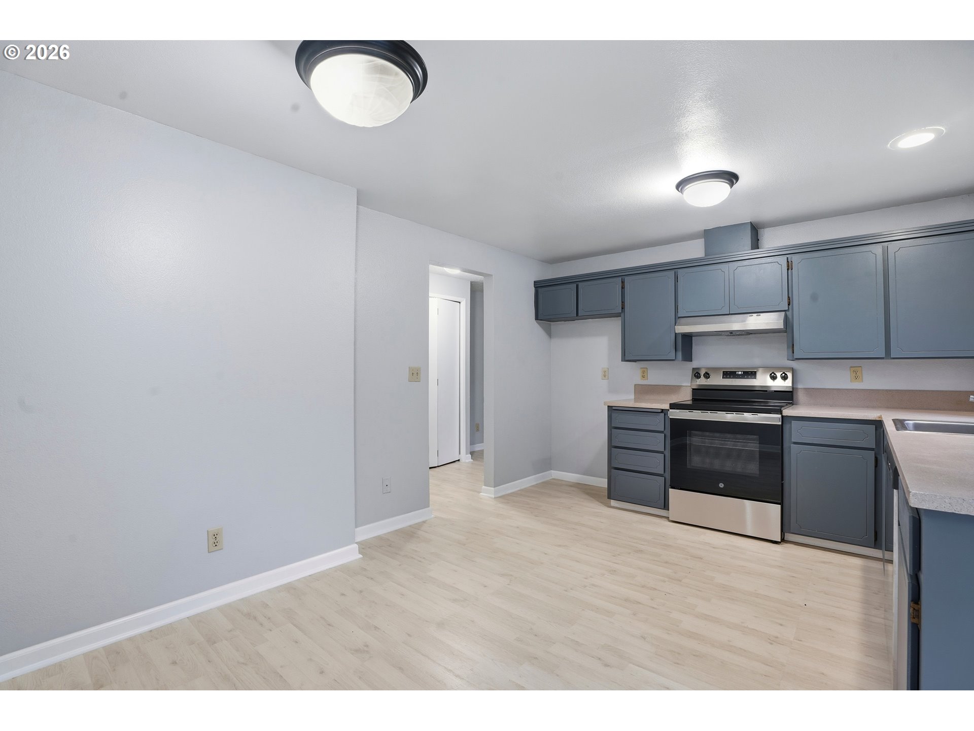 349 Northeast 18th Street Gresham, OR 97030 - Photo 10 of 25