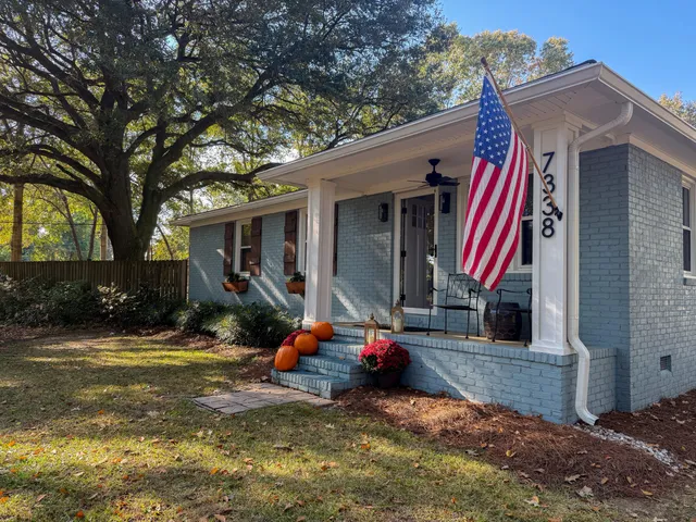 $495,000 | 7338 Commodore Road, Hollywood, SC 29449