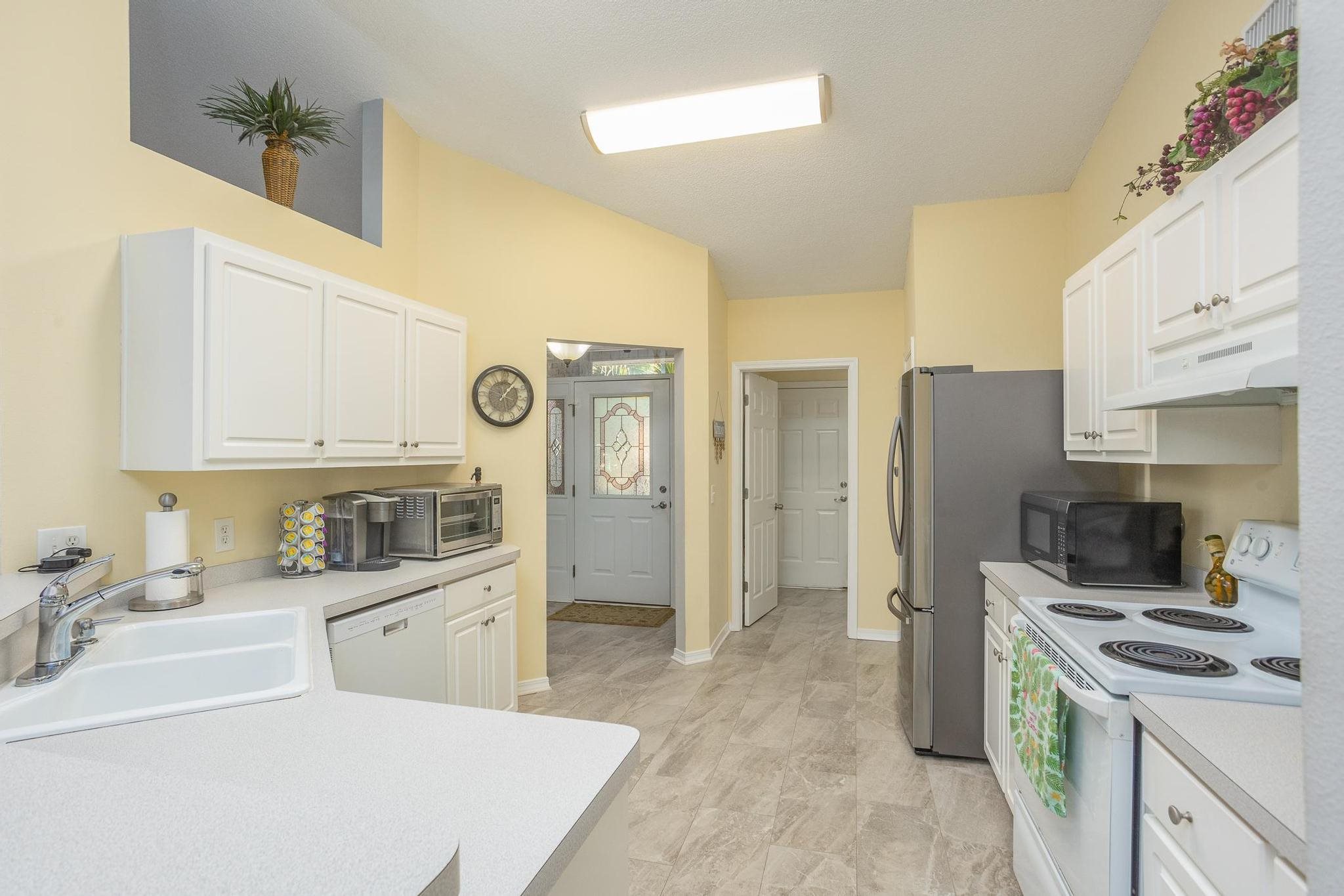 7127 Jennifer Road Pensacola, FL 32526 - Photo 10 of 45 Gallery Image 10