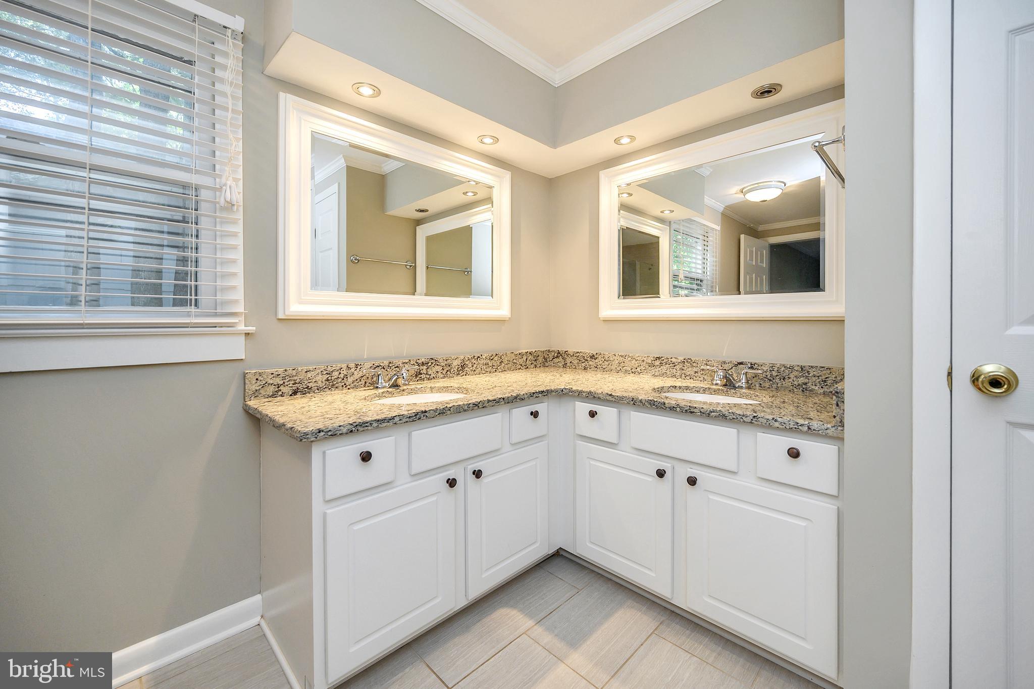 107 Federal Road Locust Grove, VA 22508 - Photo 14 of 33 Corner double vanity