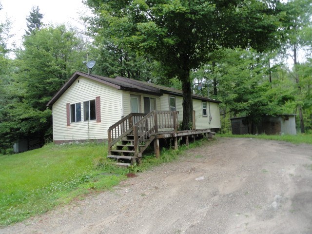 11284 West Rosebush Road Weidman, MI 48893 - Photo 9 of 11 1803482-8.JPG