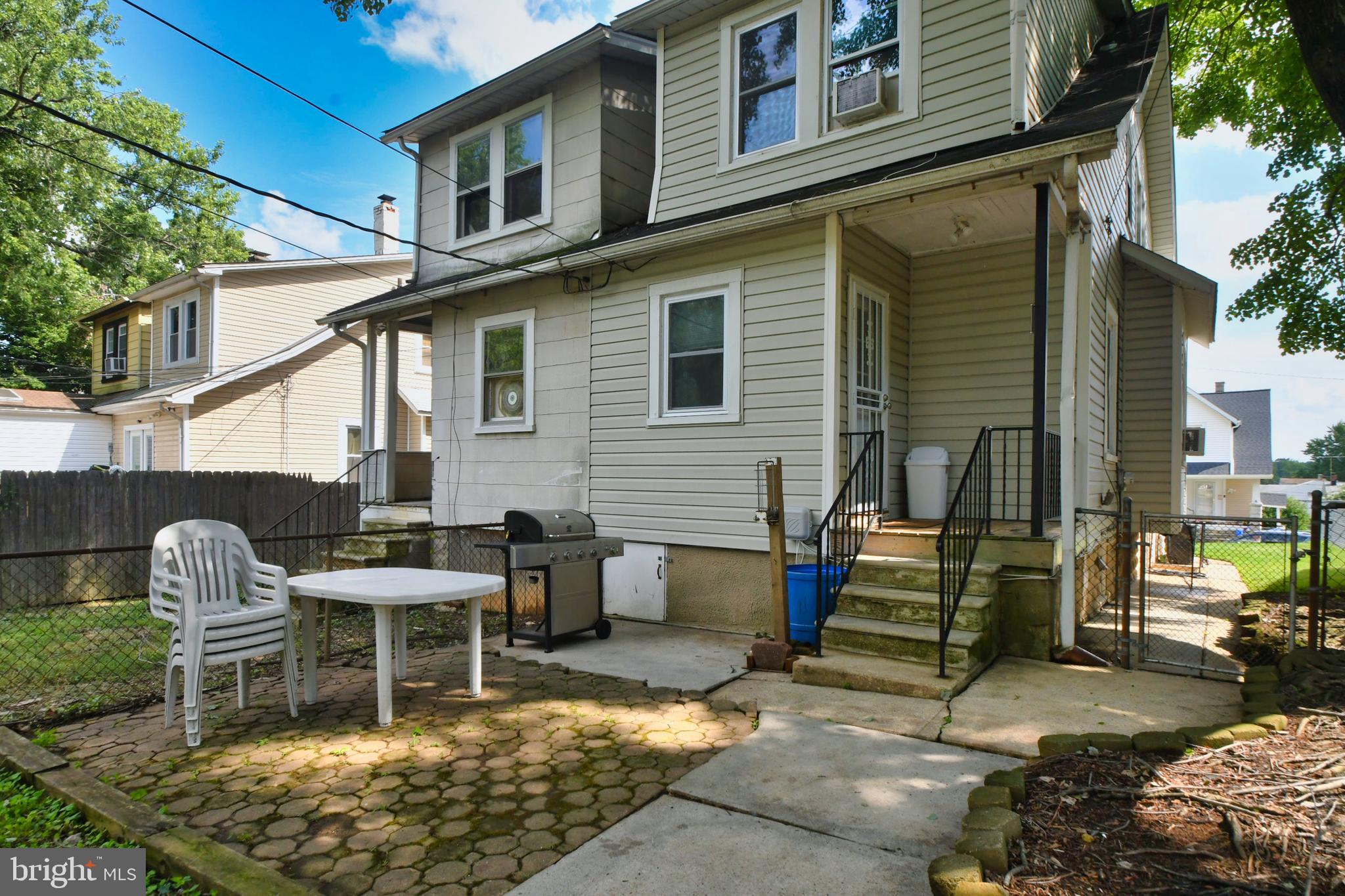 408 Walcott Road Baltimore, MD 21206 - Photo 11 of 39