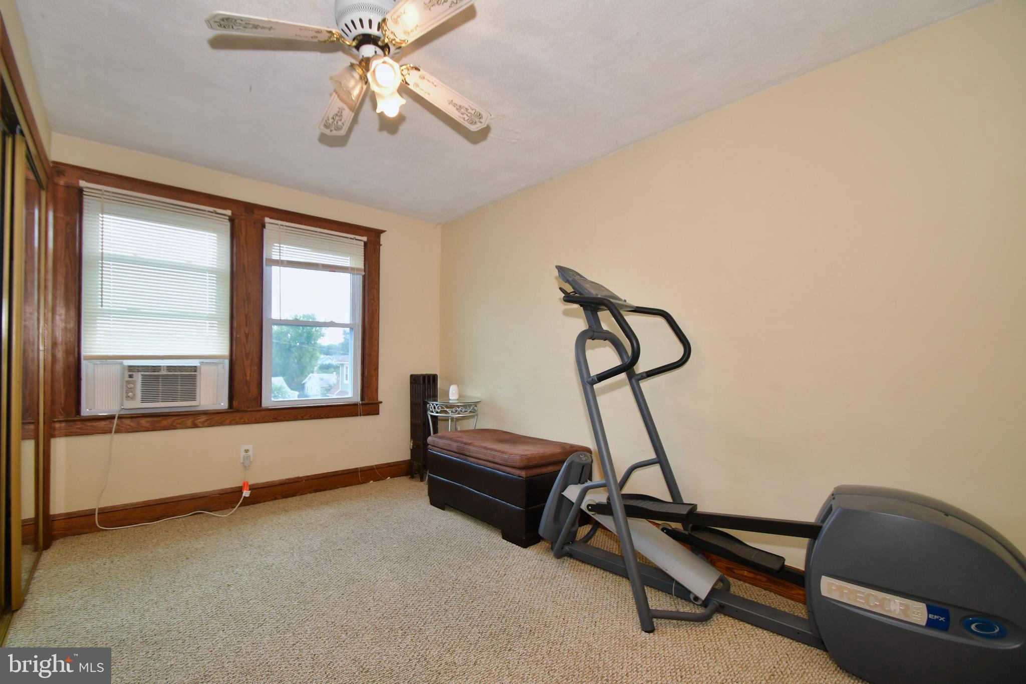 408 Walcott Road Baltimore, MD 21206 - Photo 29 of 39 Bedroom 2