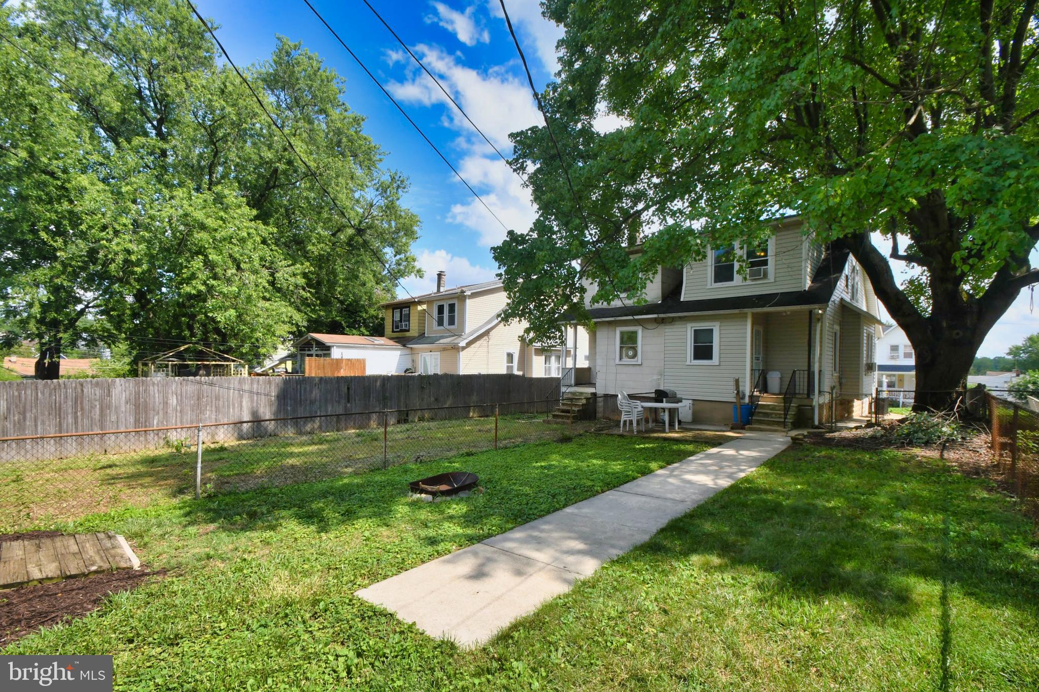 408 Walcott Road Baltimore, MD 21206 - Photo 8 of 39