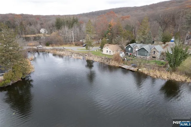 a view of a lake in middle of the town
