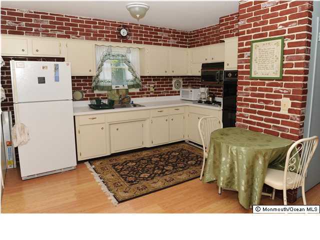 1 Mayfair Road Holmdel, NJ 07733 - Photo 3 of 3 Additional Photo