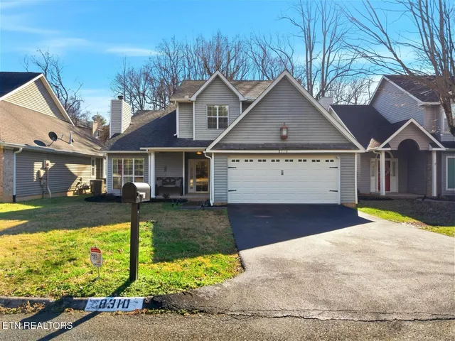 $421,900 | 8310 Longcreek Lane, Knoxville, TN 37923