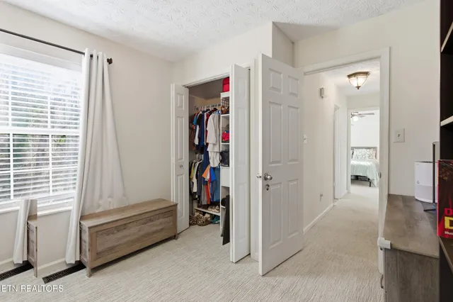 $421,900 | 8310 Longcreek Lane, Knoxville, TN 37923