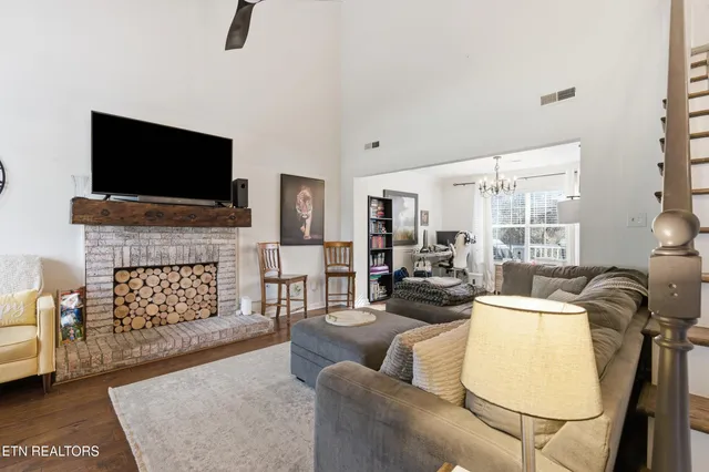 $421,900 | 8310 Longcreek Lane, Knoxville, TN 37923