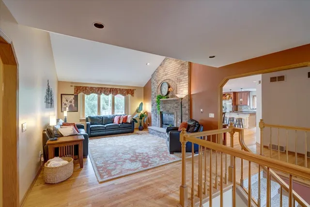 $799,900 | 5834 Persimmon Drive, Fitchburg, WI 53711