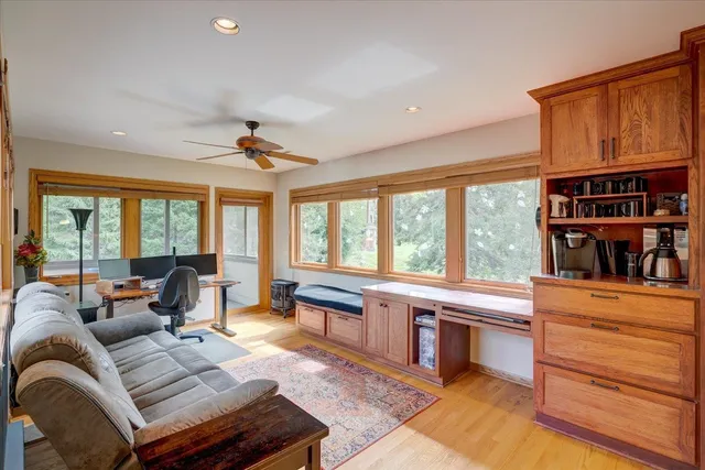 $799,900 | 5834 Persimmon Drive, Fitchburg, WI 53711