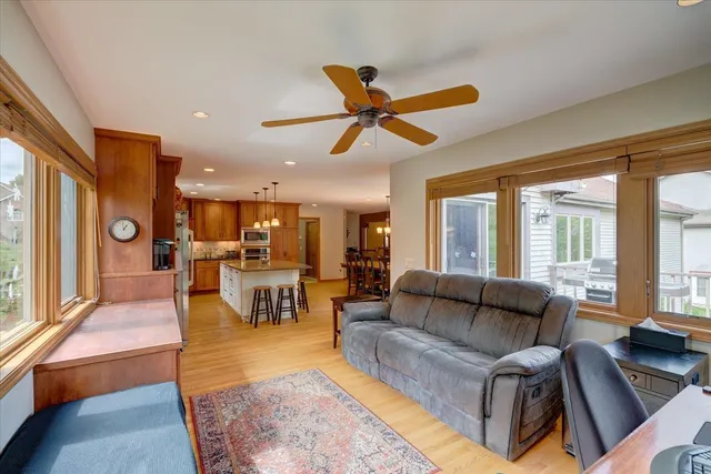 $799,900 | 5834 Persimmon Drive, Fitchburg, WI 53711