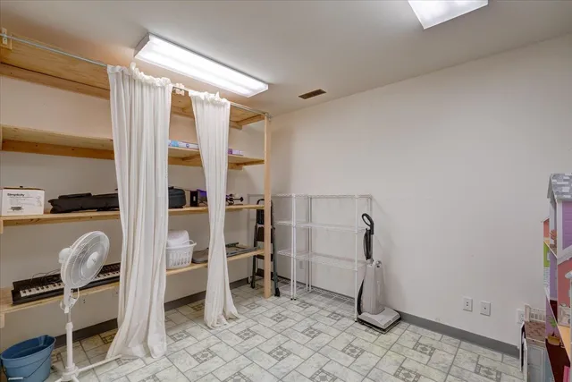 $799,900 | 5834 Persimmon Drive, Fitchburg, WI 53711