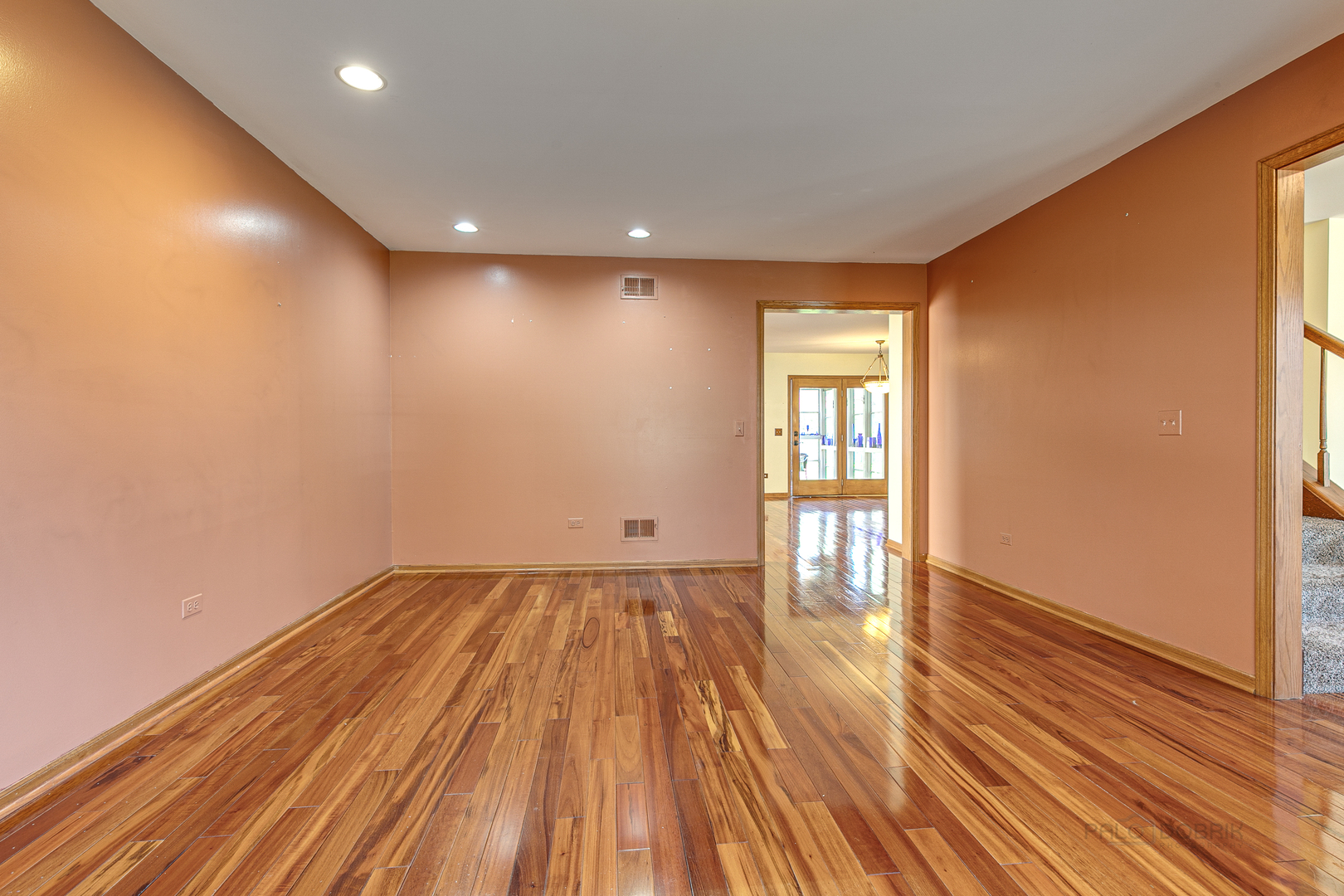 4727 Middle Road Gurnee, IL 60031 - Photo 14 of 29 a view of an empty room with wooden floor and a window