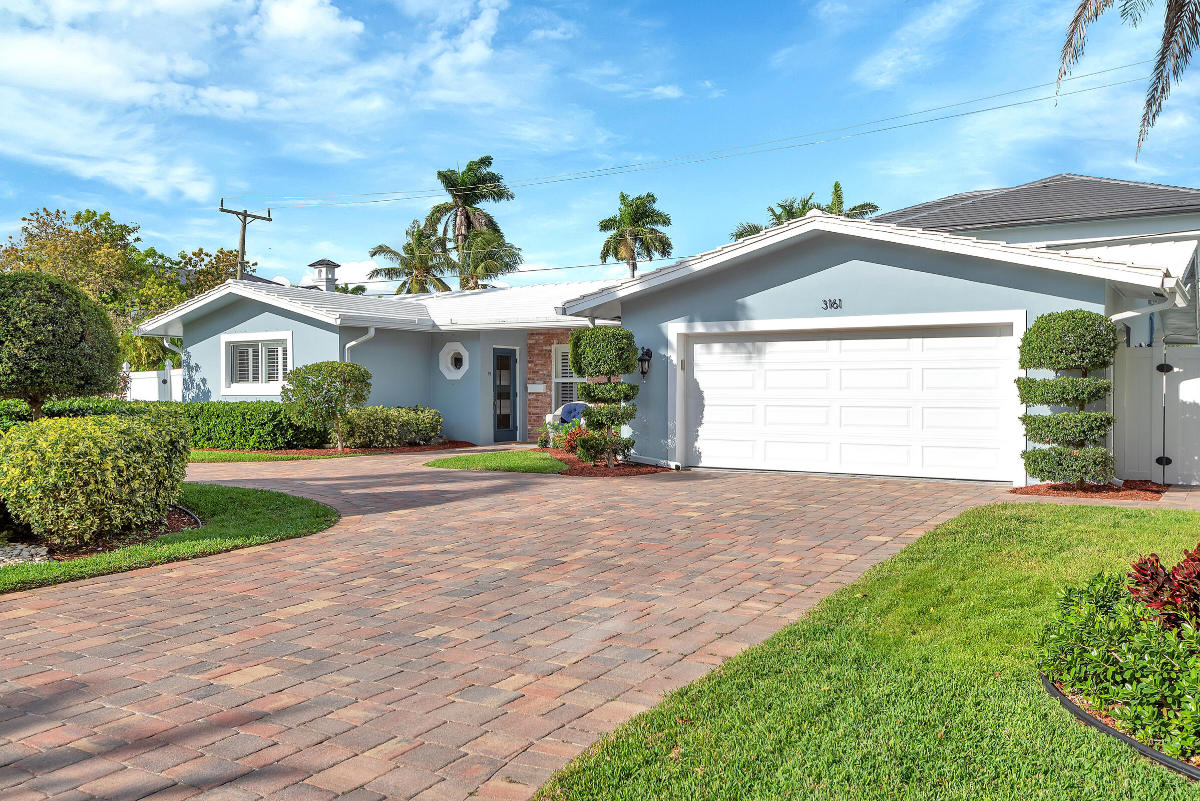 3161 Northeast 28th Avenue Lighthouse Point, FL 33064 - Photo 2 of 27 3161 - 006