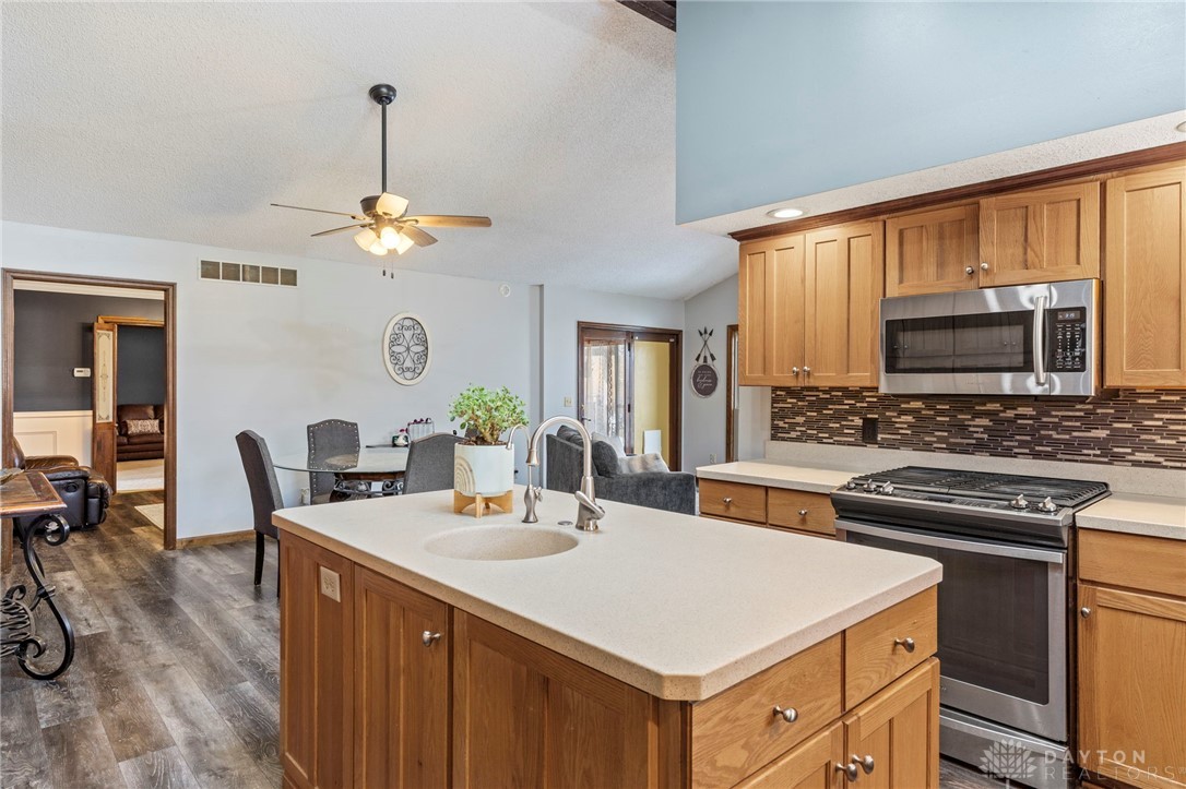 8355 Adams Road Dayton, OH 45424 - Photo 15 of 82 Gallery Image 15