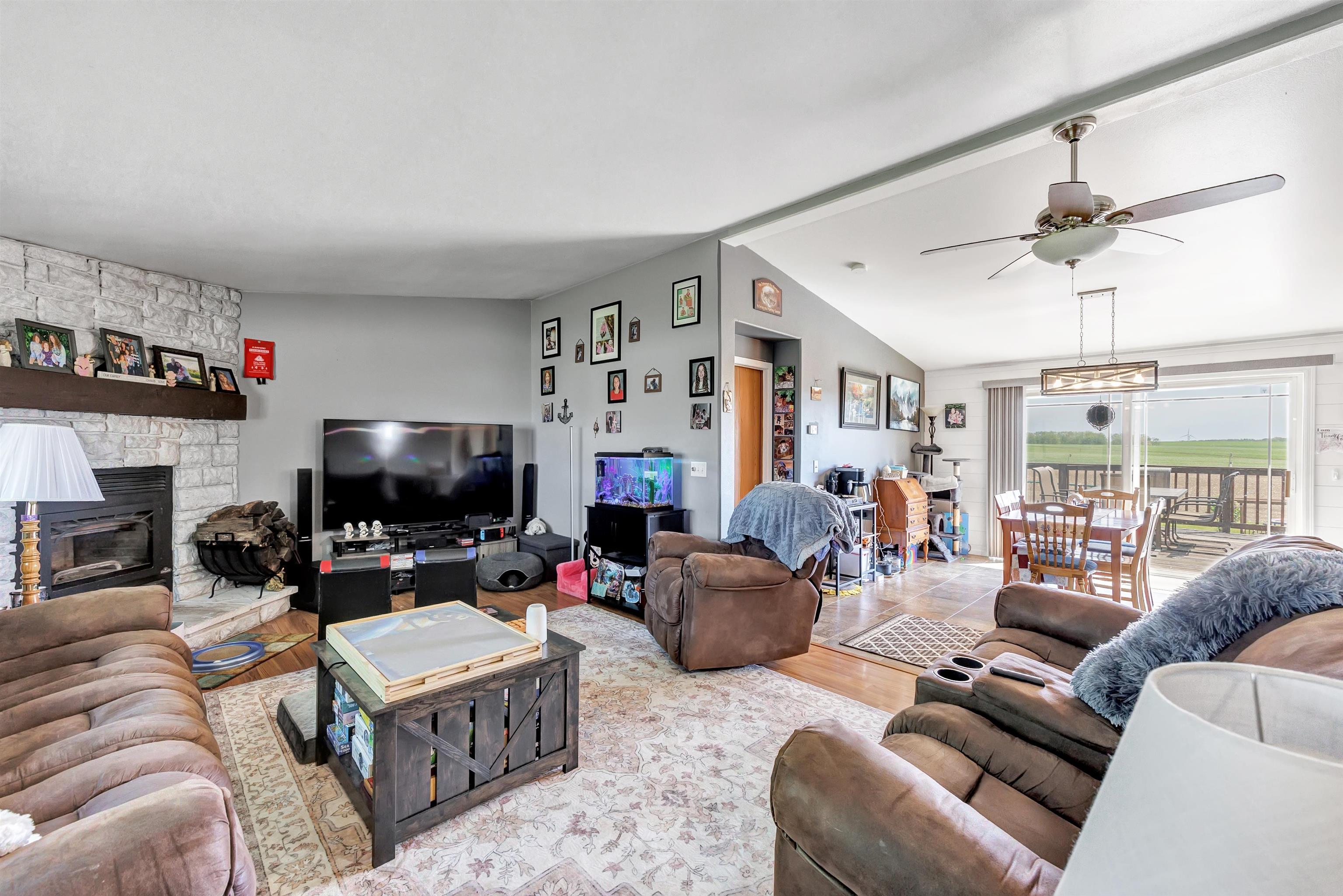 6141 Morrison Road De Pere, WI 54115 - Photo 3 of 40