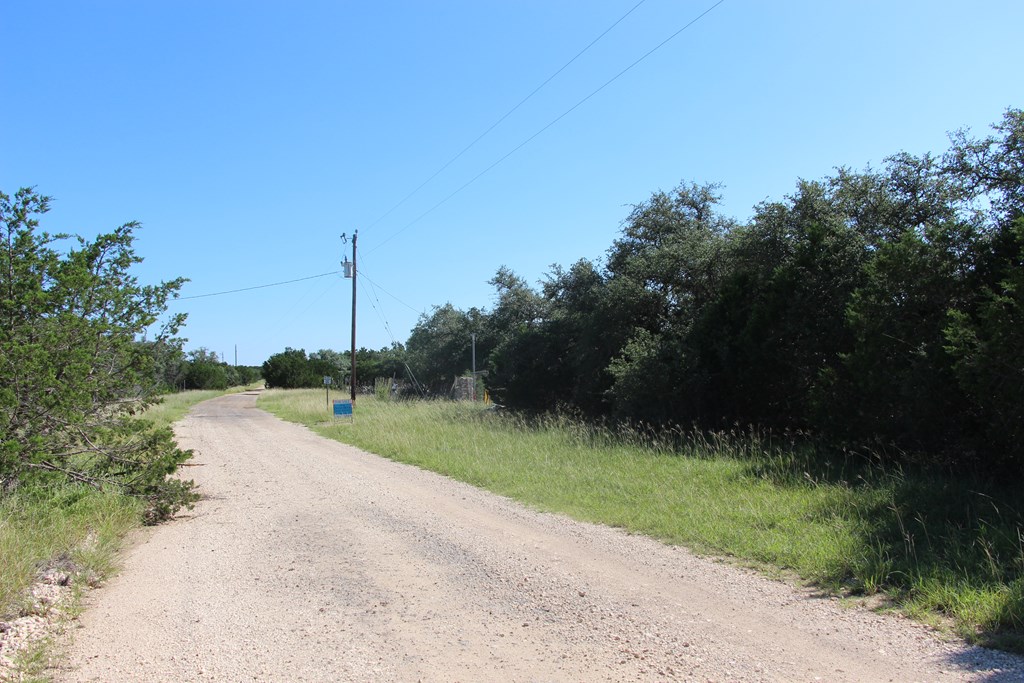 1030 Fairview Road Rocksprings, TX 78880 - Photo 10 of 18