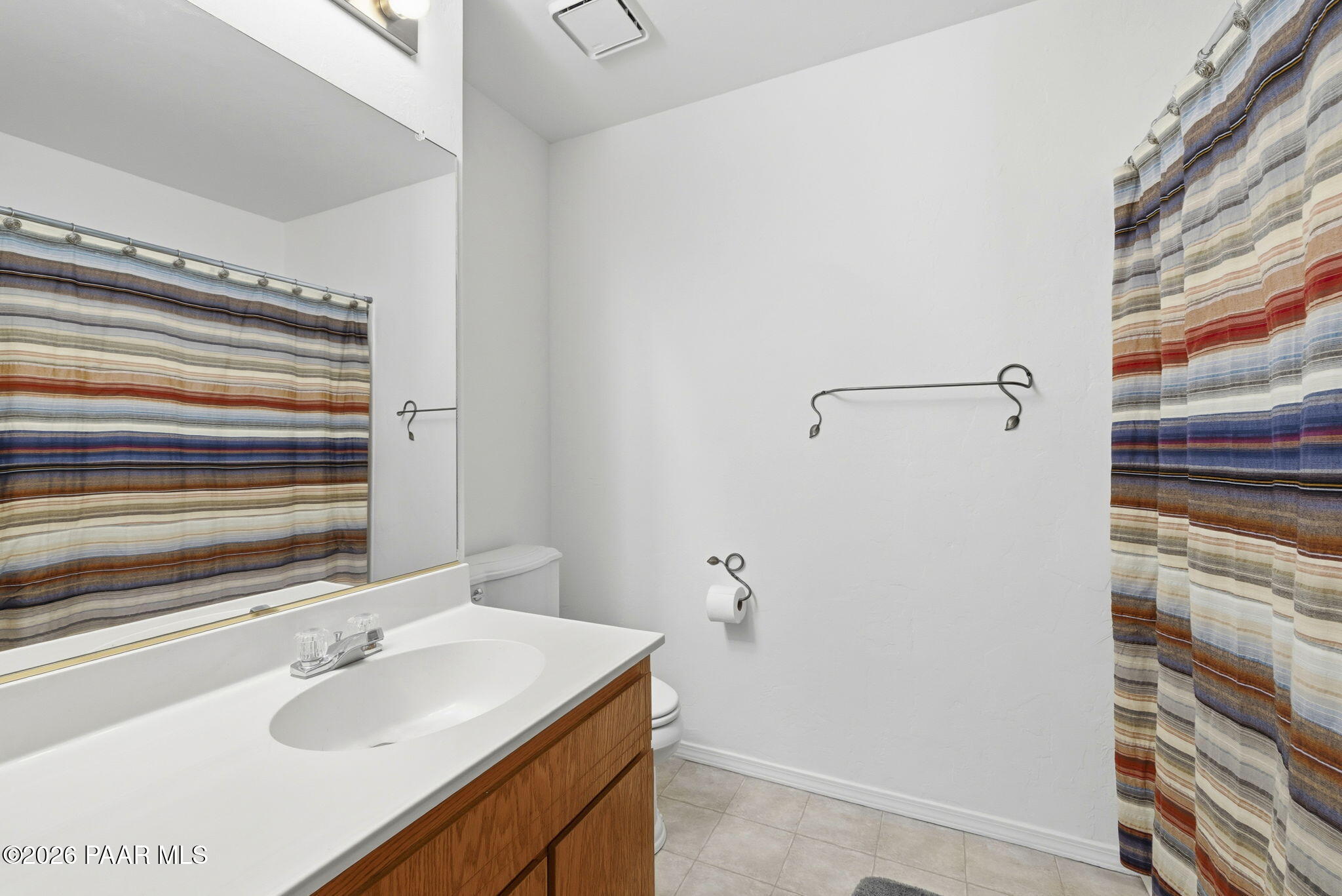 1708 Meadowbrook Road Prescott, AZ 86303 - Photo 18 of 32 Guest Bathroom