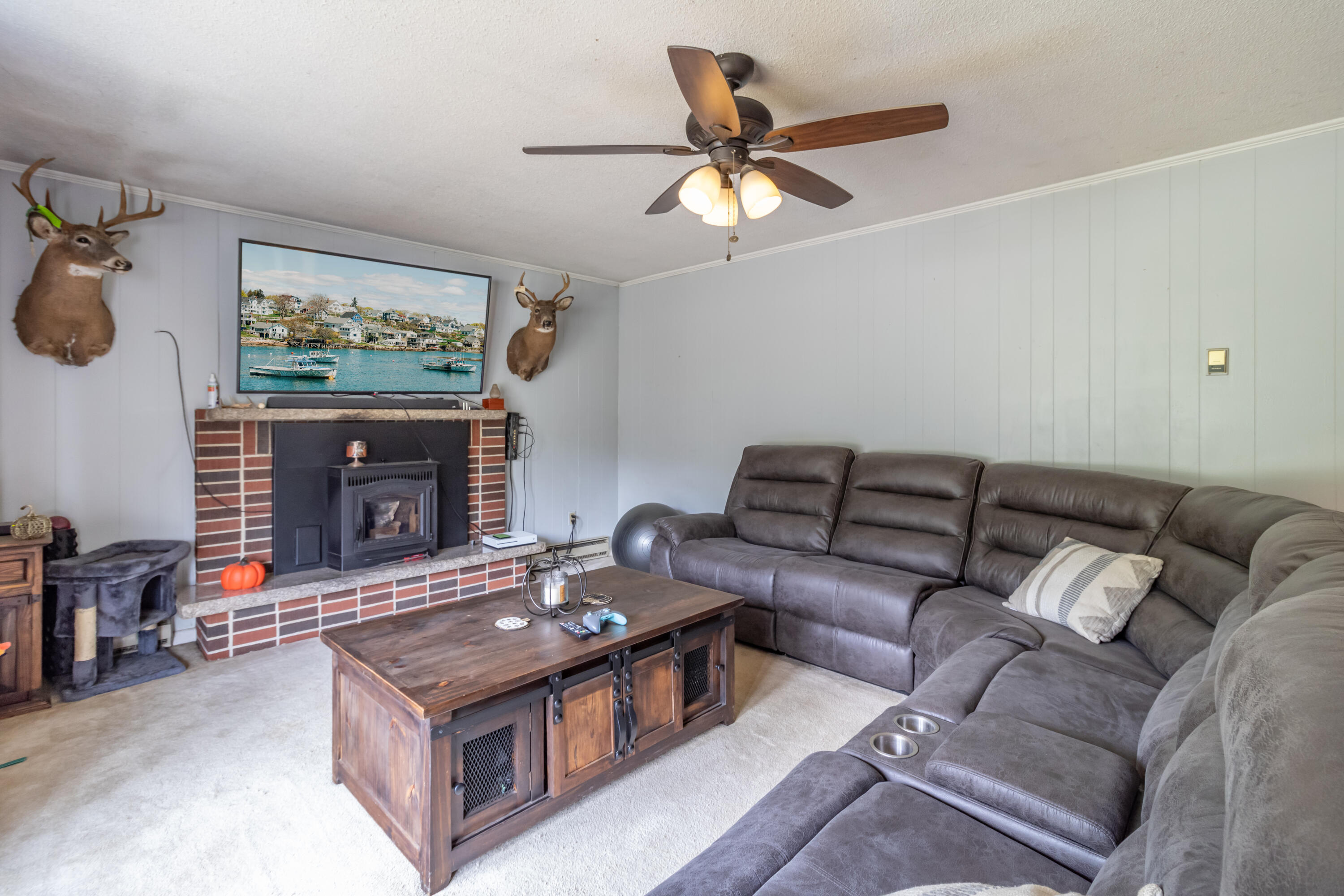 278 Sunset Road Deer Isle, ME 04627 - Photo 16 of 72 278 Sunset Road Interiors-19