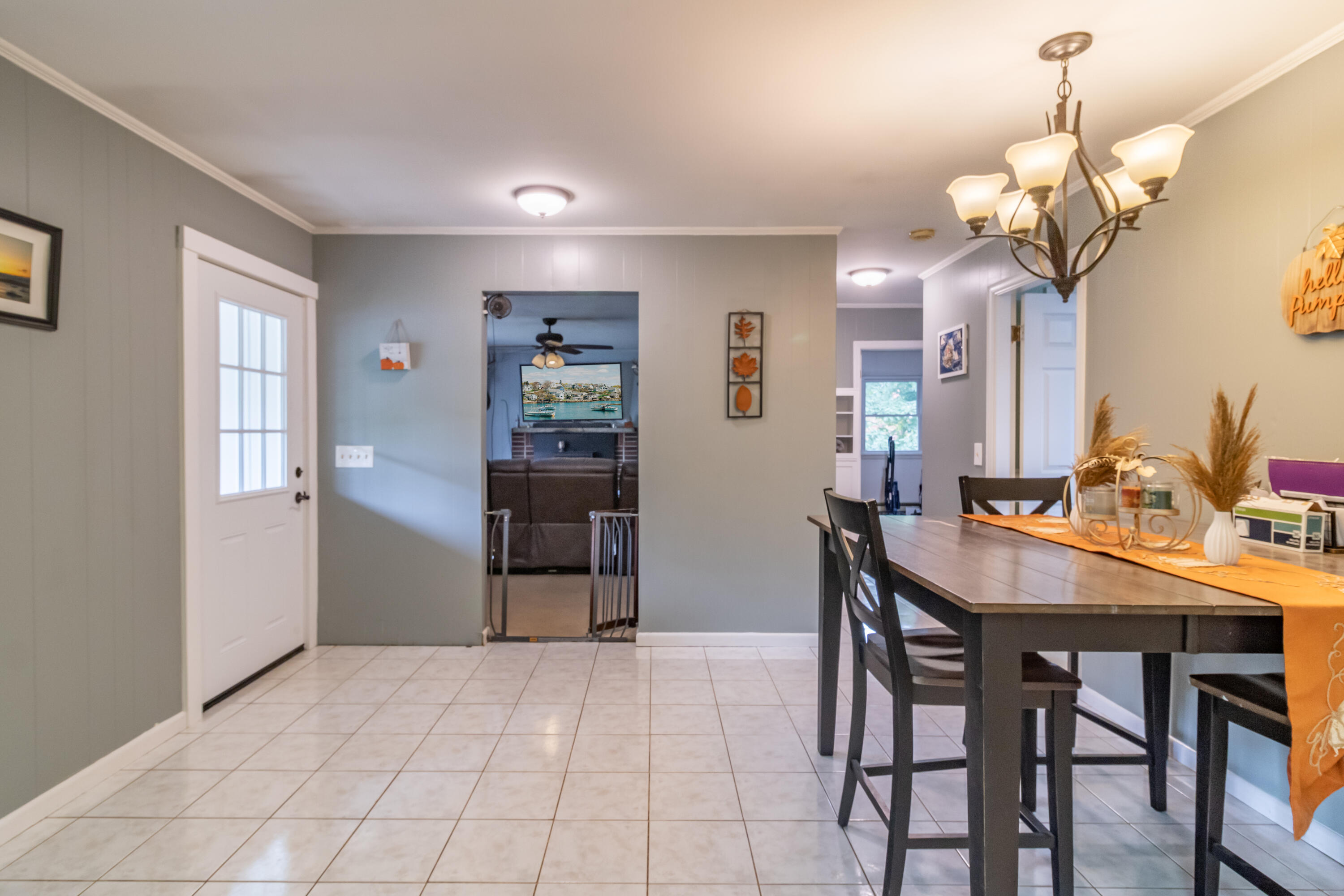 278 Sunset Road Deer Isle, ME 04627 - Photo 7 of 72 278 Sunset Road Interiors-15