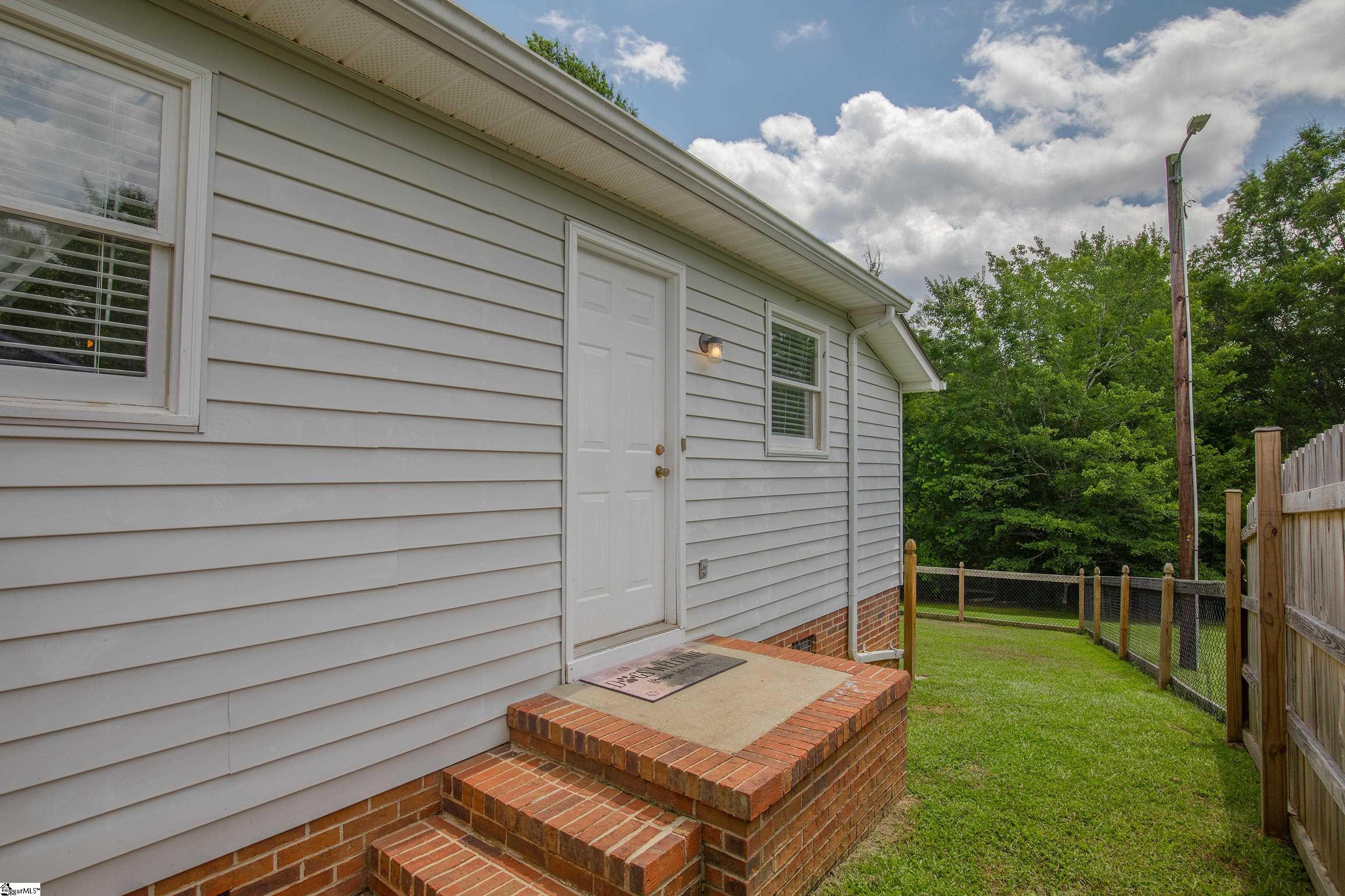 205 Beaver Creek Road Marietta, SC 29661 - Photo 18 of 23 Gallery Image 18