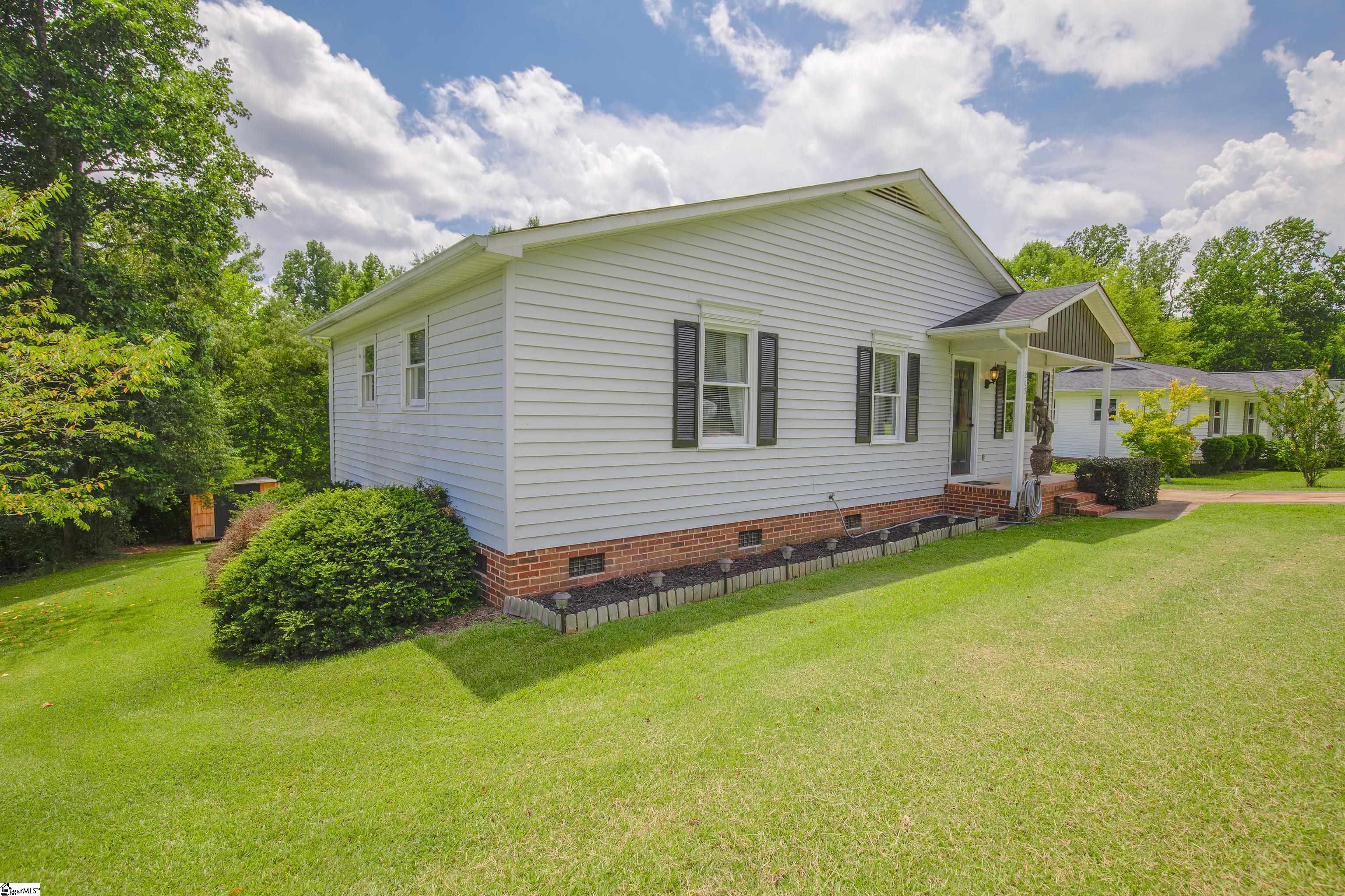 205 Beaver Creek Road Marietta, SC 29661 - Photo 2 of 23 Gallery Image 2