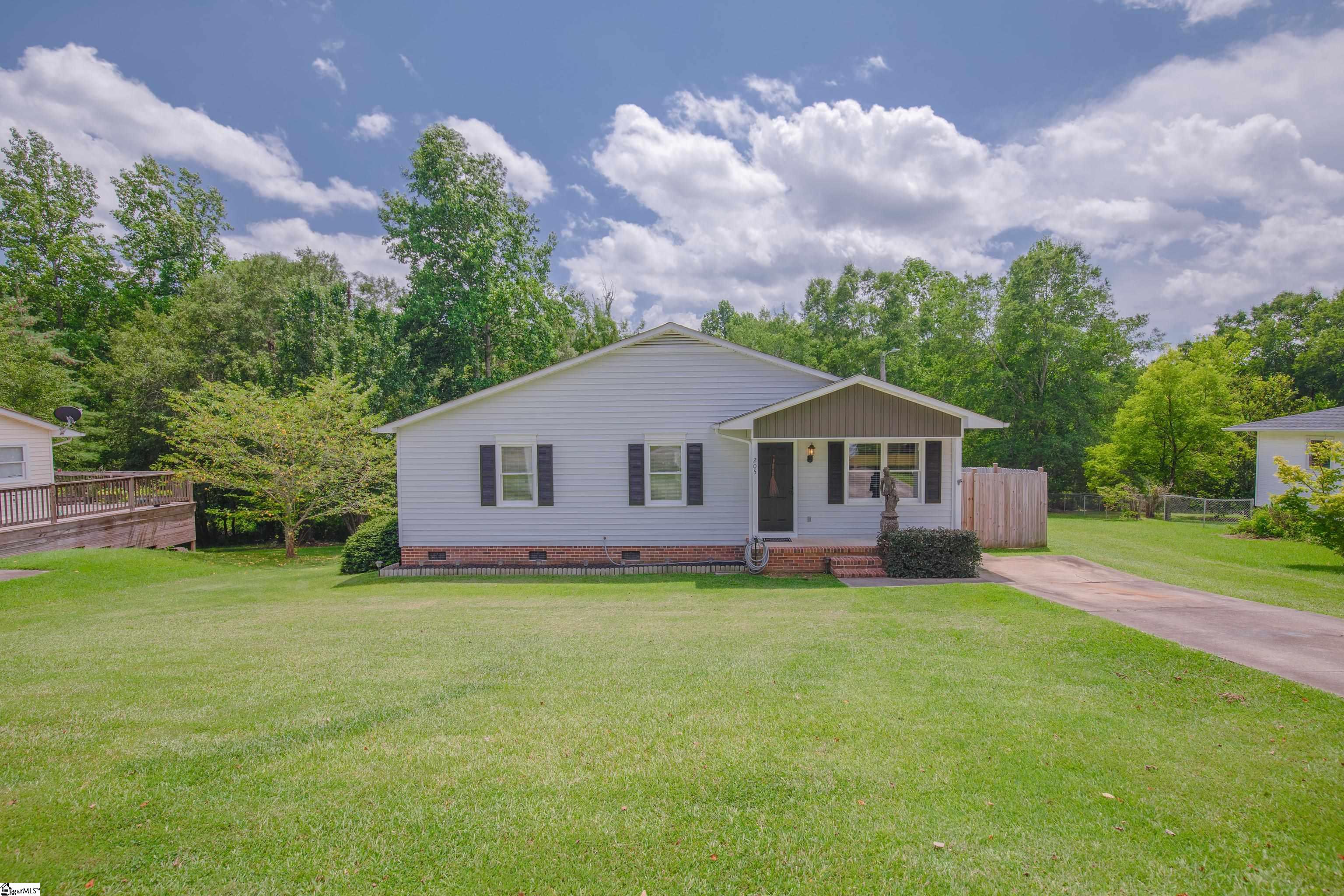 205 Beaver Creek Road Marietta, SC 29661 - Photo 4 of 23 Gallery Image 4